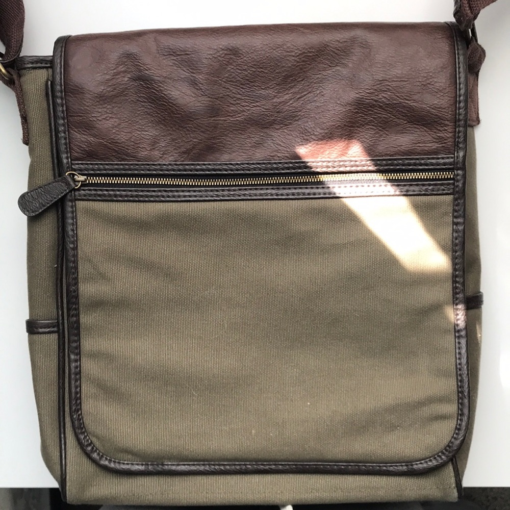 One strap bookbag 💼